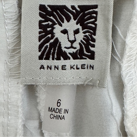 Anne Klein Lace Hem Cropped Pants Size 6 - Picture 4 of 7